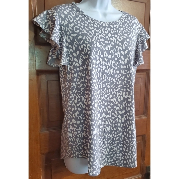 JWD Gray Animal Print Ruffle Sleeve Top - Picture 5 of 11
